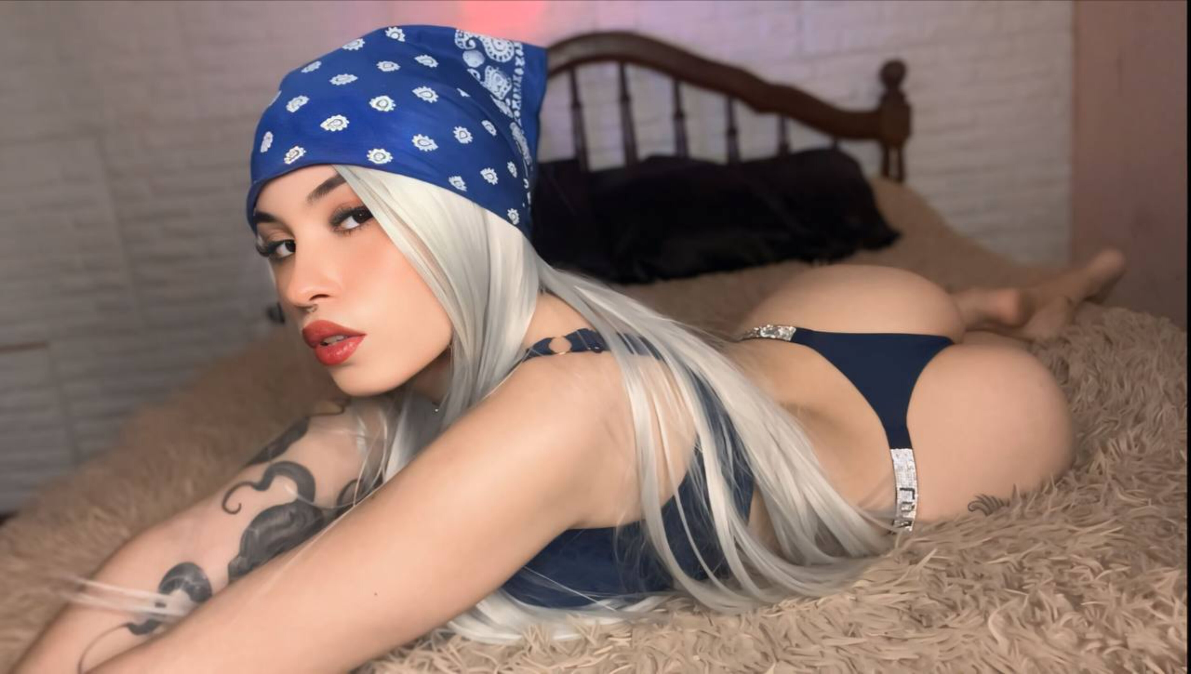 nude bby_pink video call