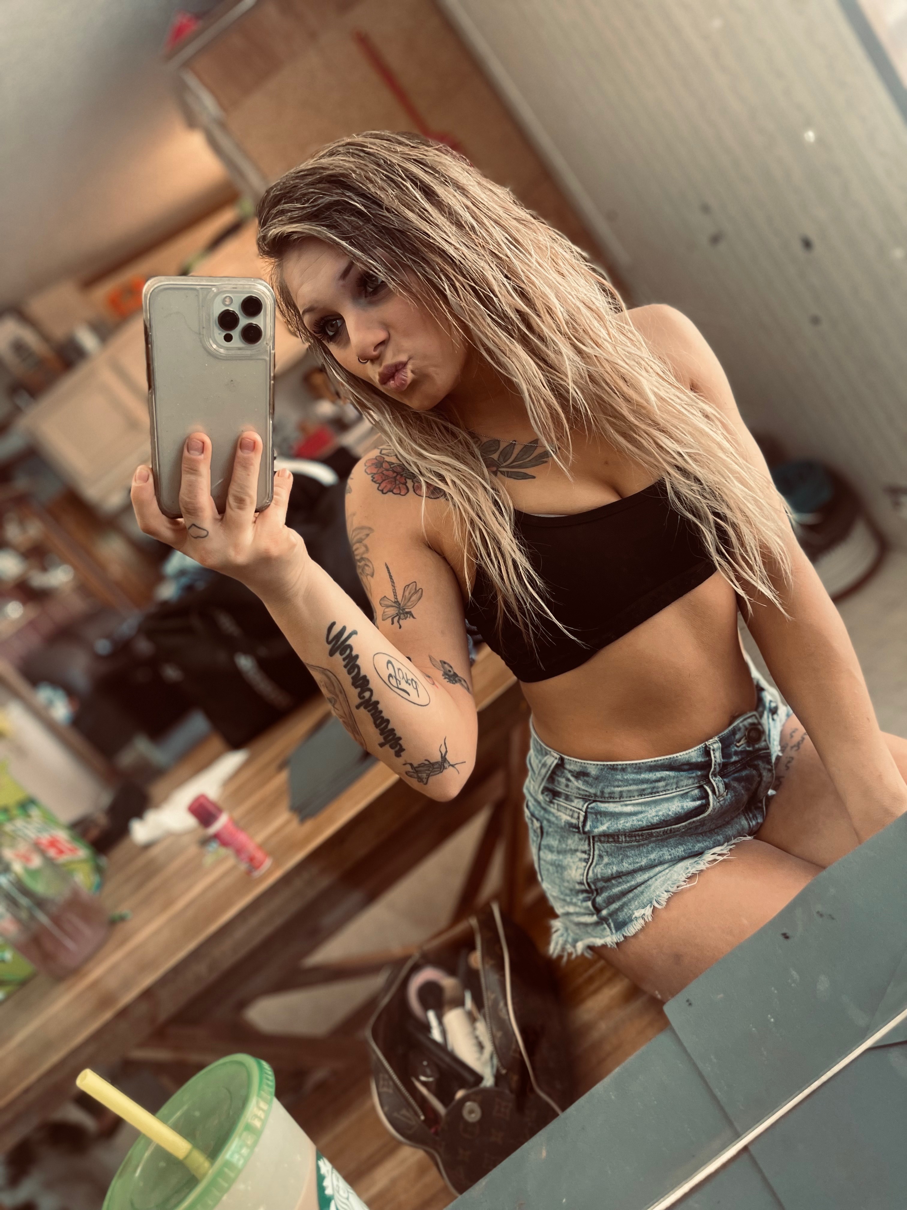 courtneyxyz OnlyFans streamer