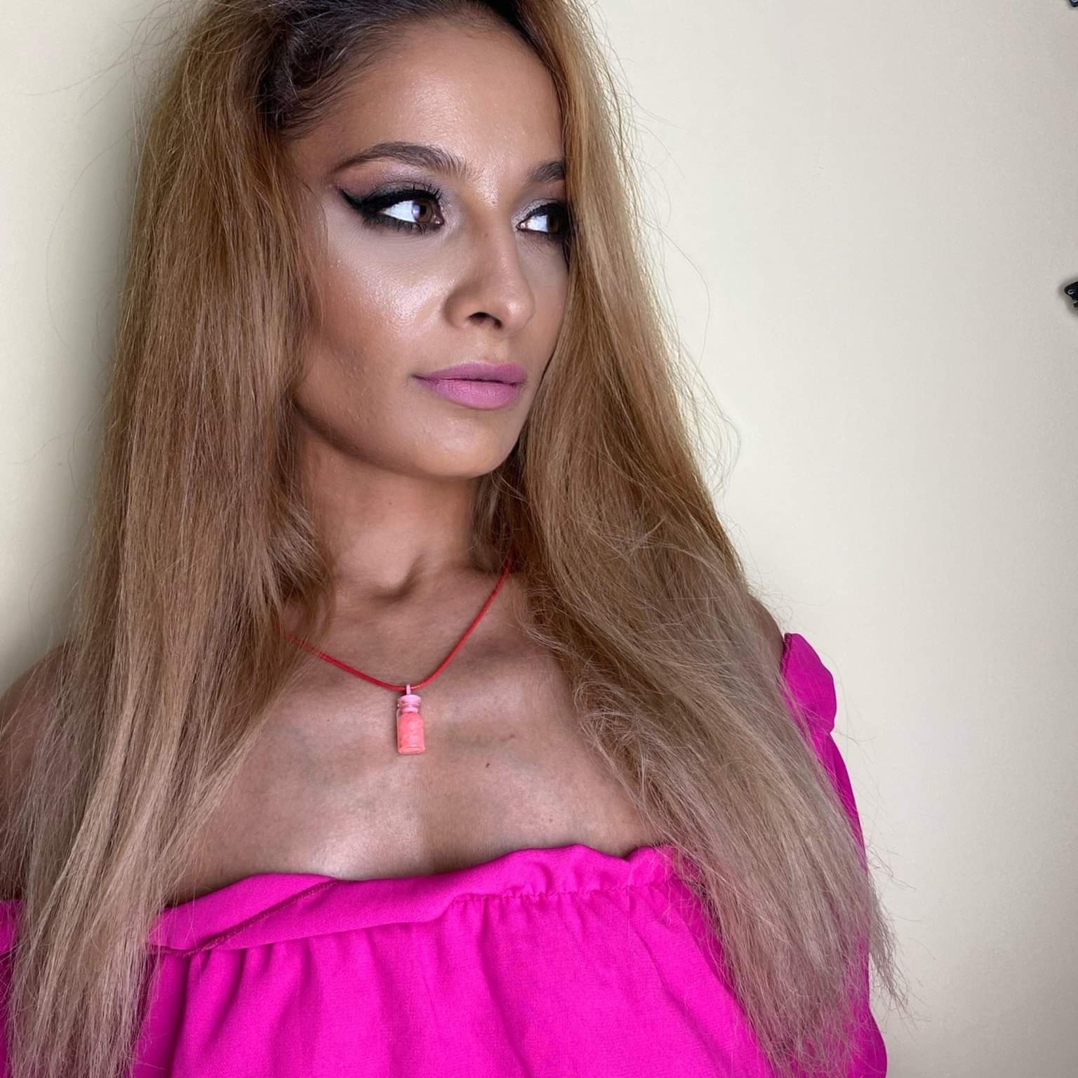 hanaahsugus23 OnlyFans streamer