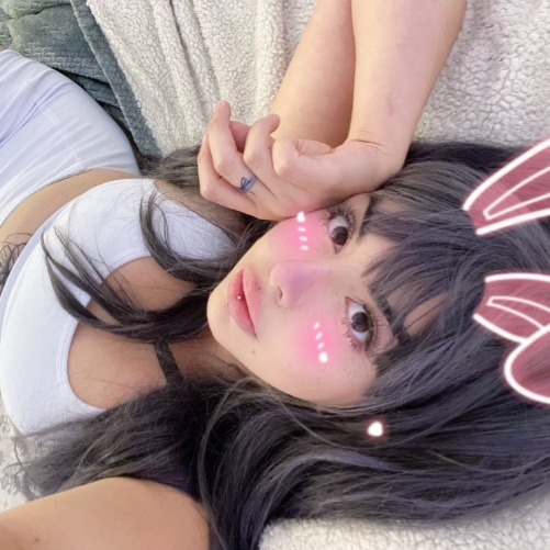 lunawylde OnlyFans girlfriend