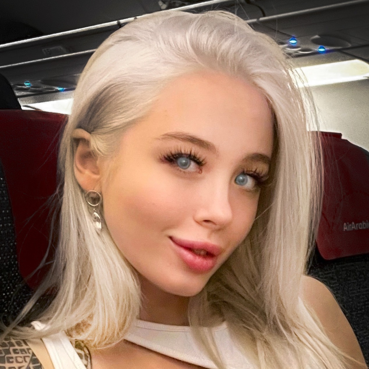 nude milla_snake messaging