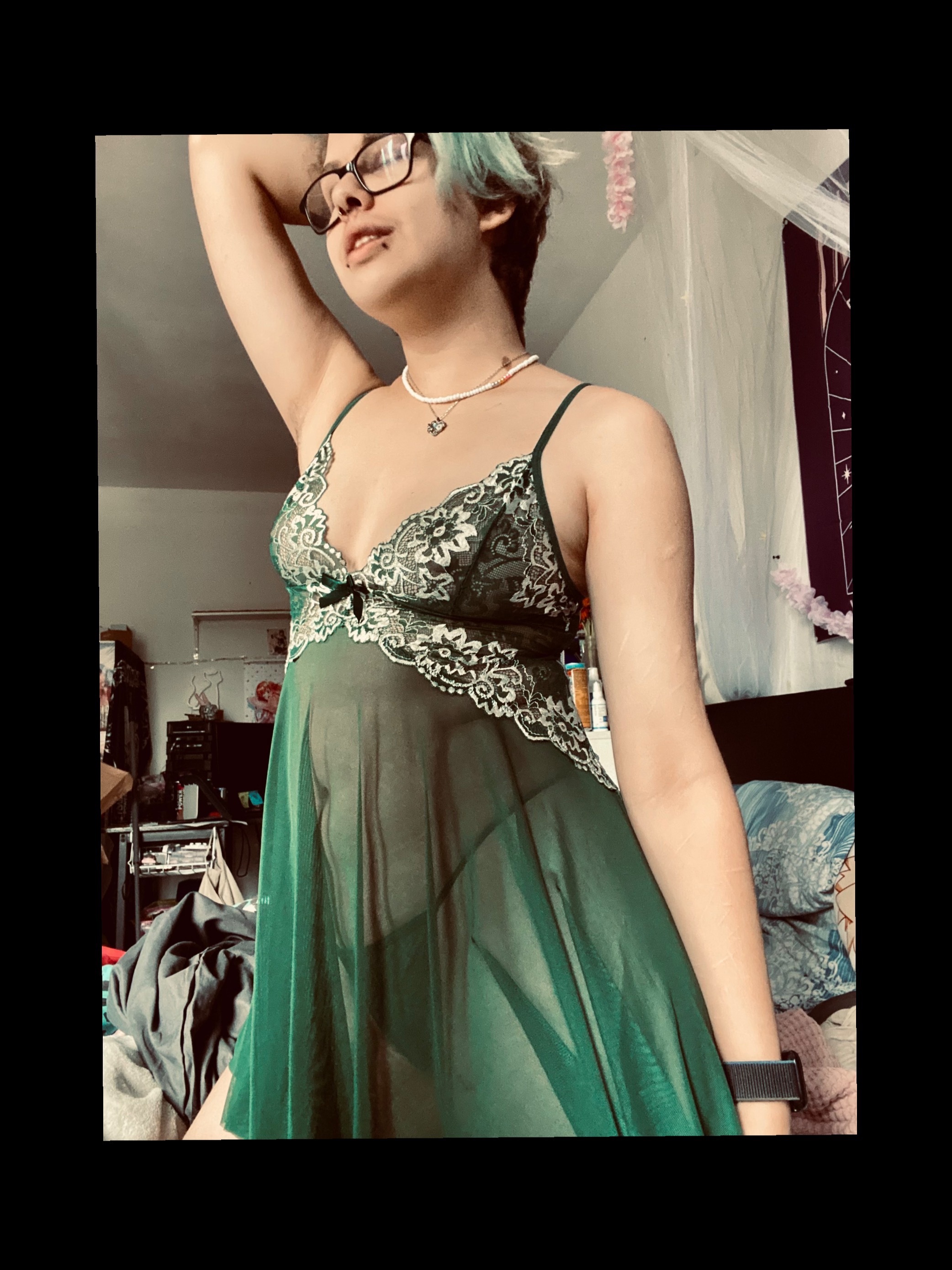 nude mistr3ss_raven messaging