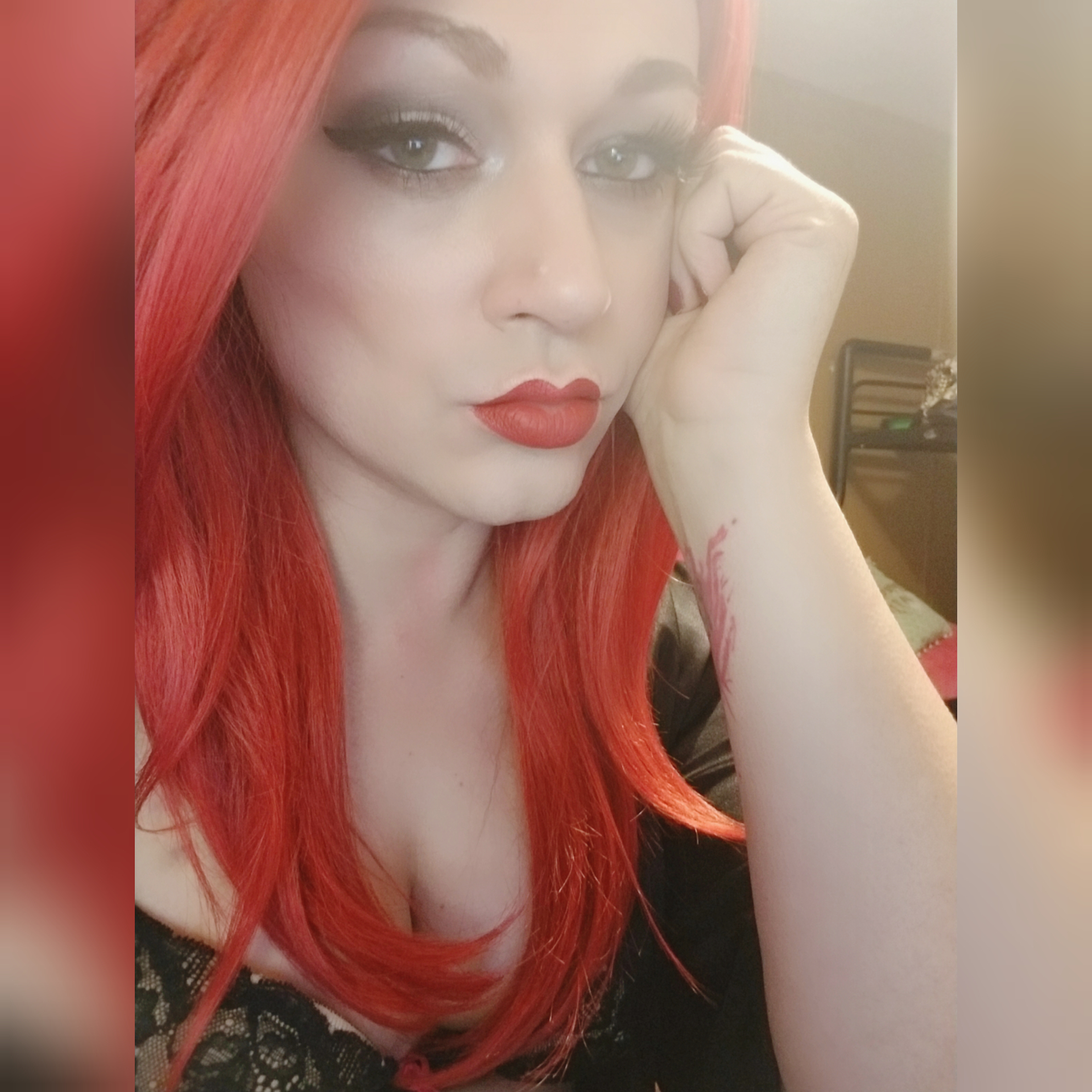 simonedahlia OnlyFans trans