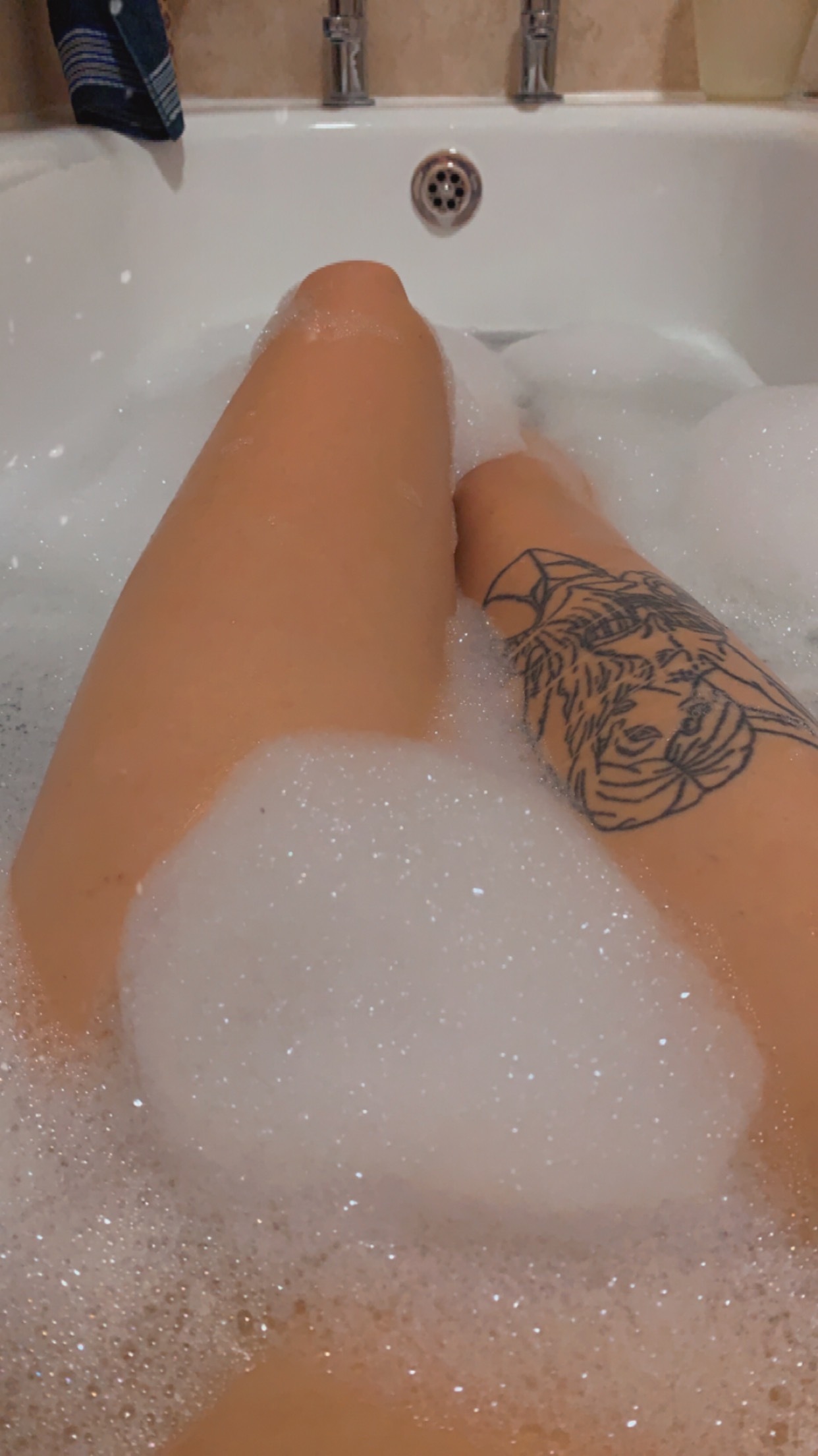 u228473037 OnlyFans feet